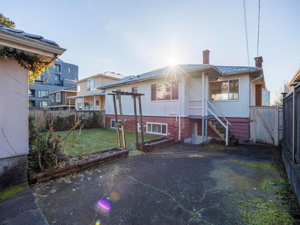 Listing Image for R3083376