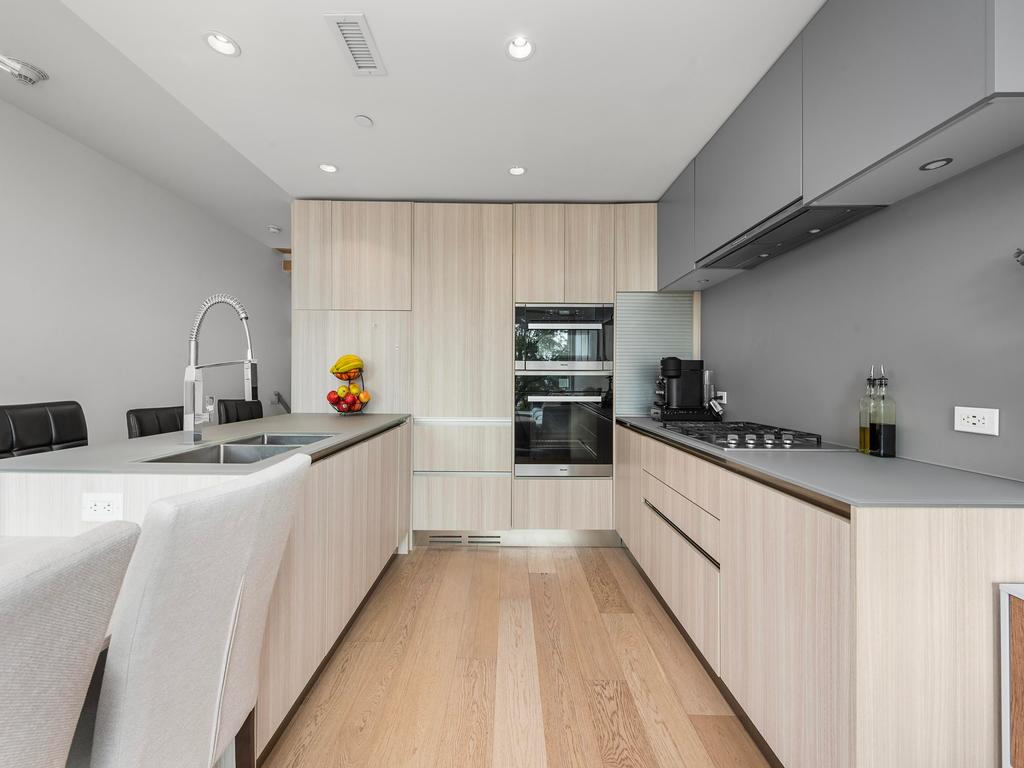 Listing Image for R3083398