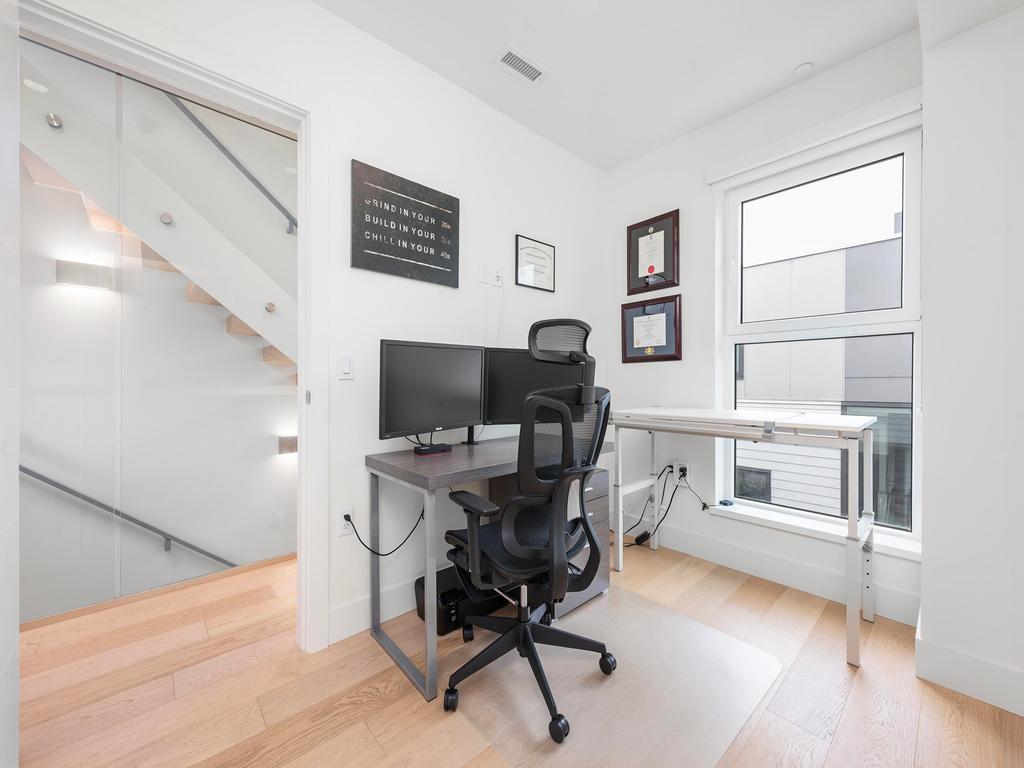 Listing Image for R3083398