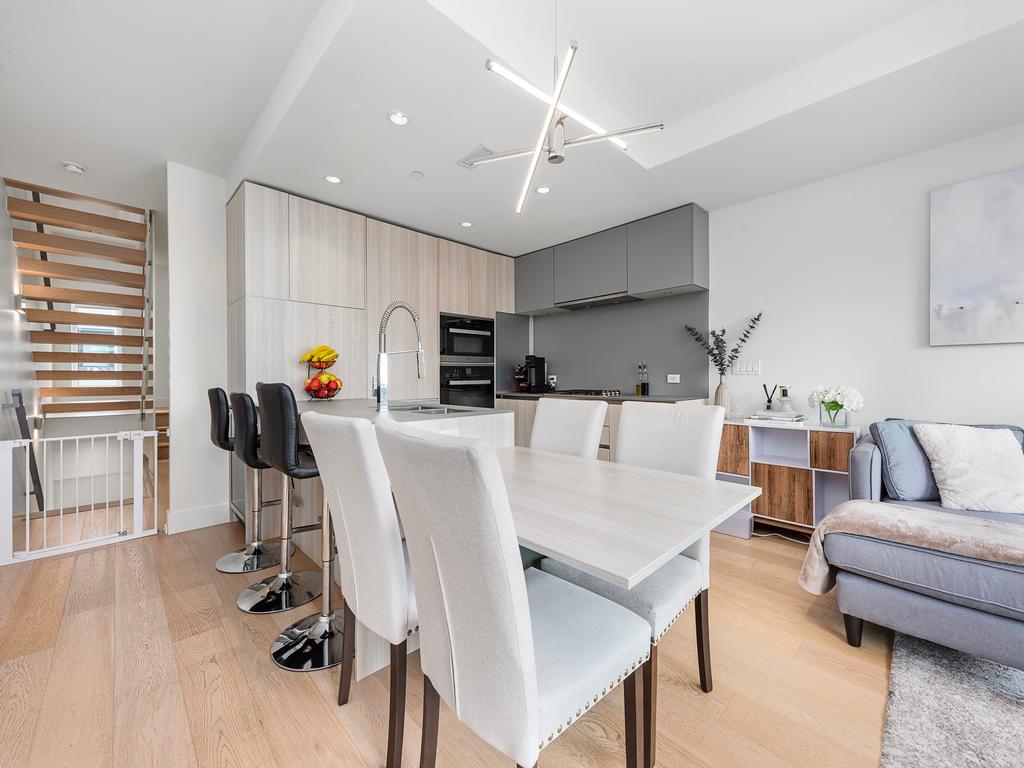 Listing Image for R3083398