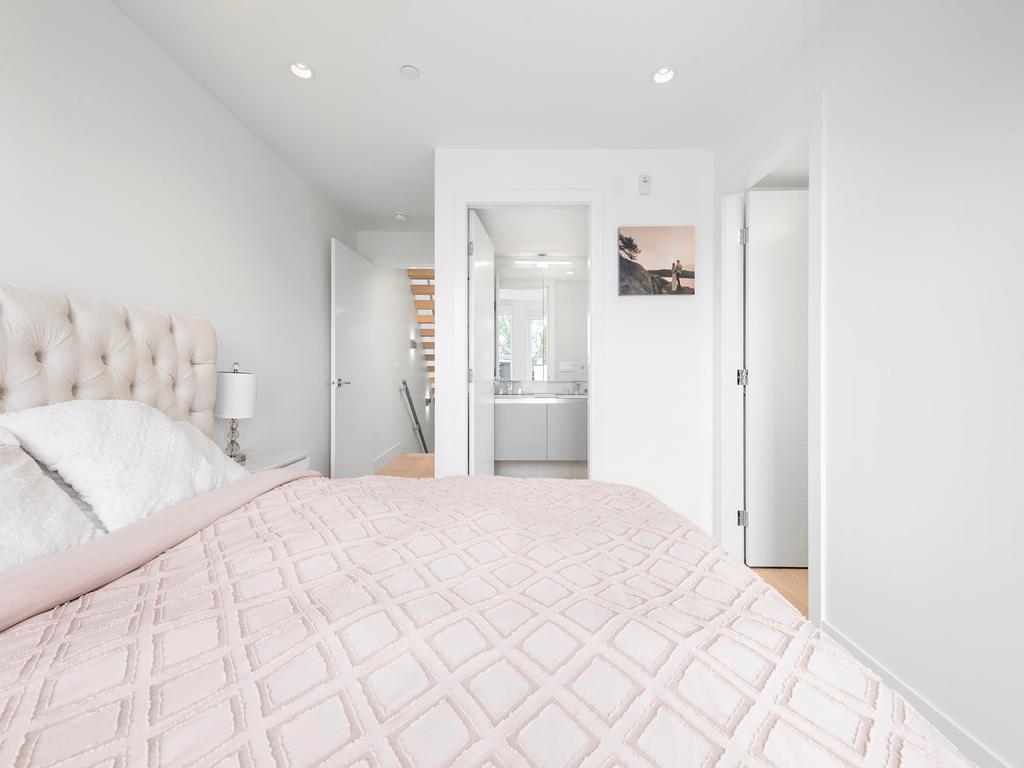 Listing Image for R3083398