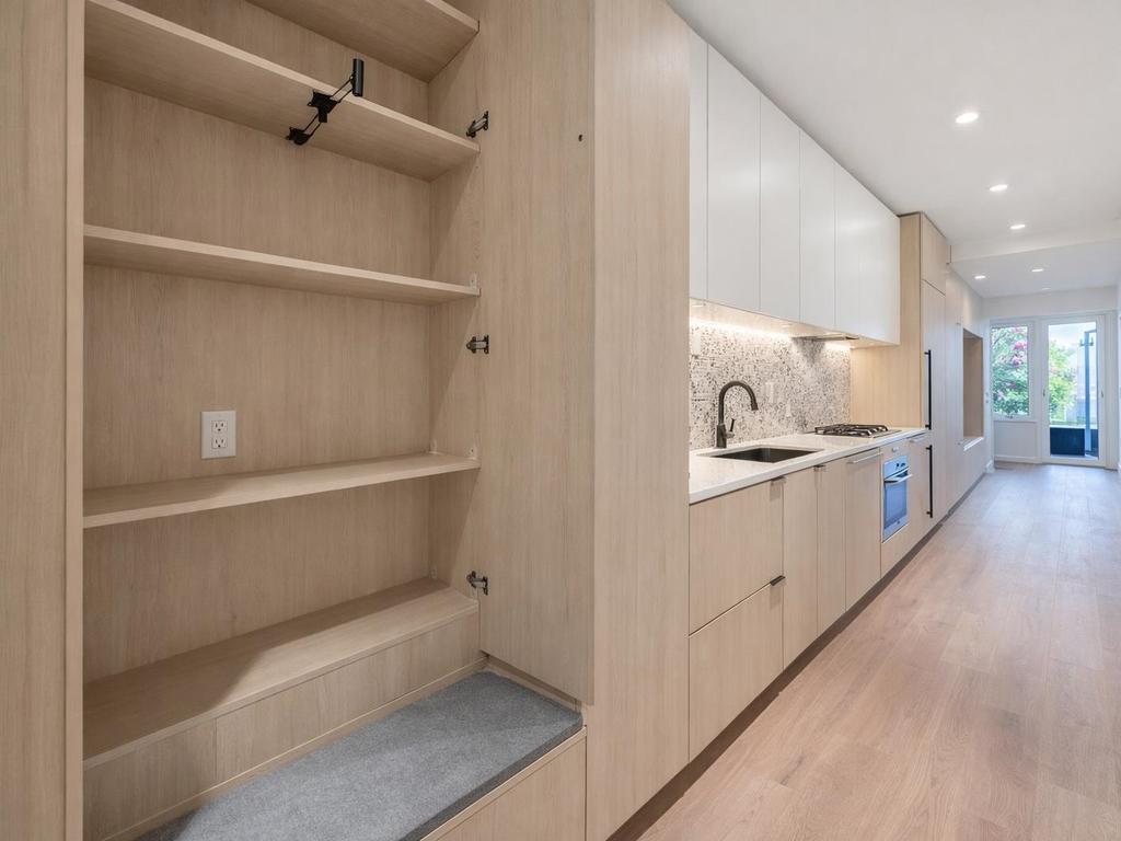 Listing Image for R3083399