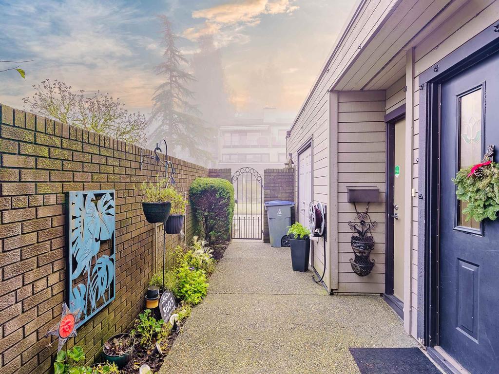 Listing Image for R3083421