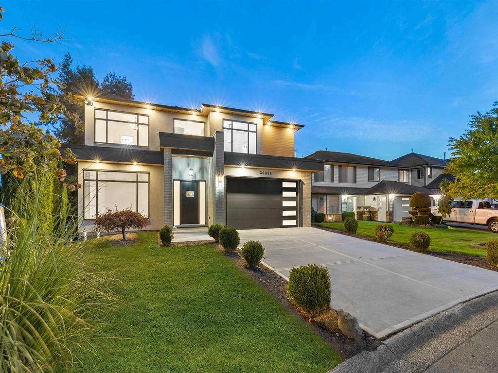 Listing Image for R3083457