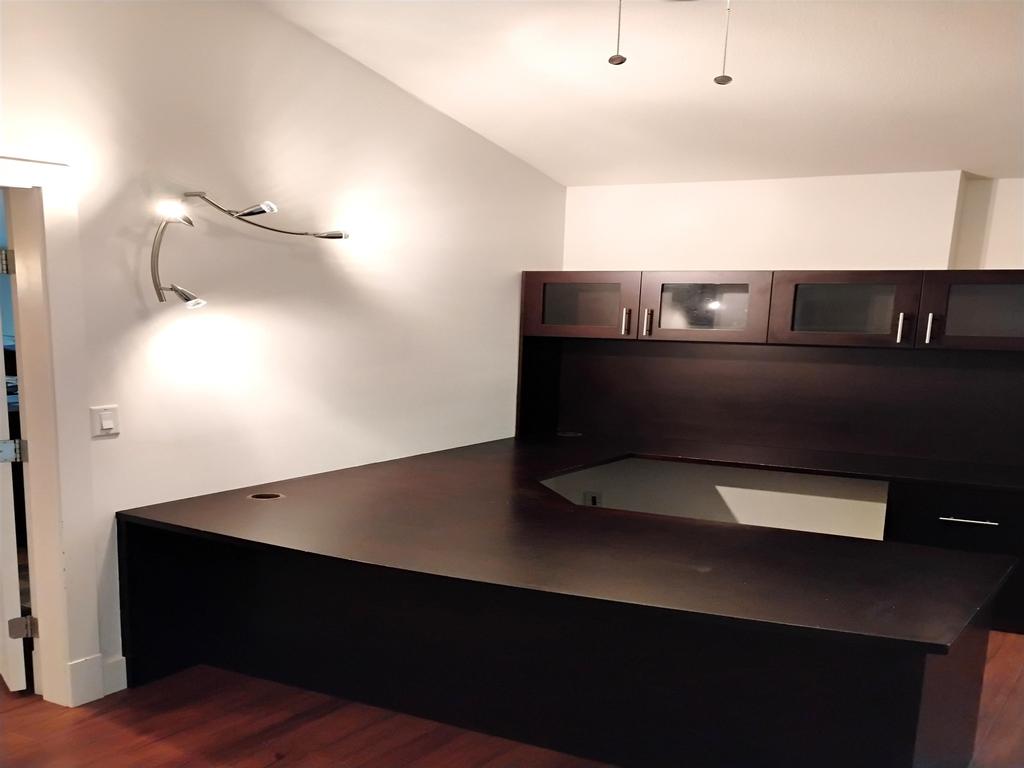 Listing Image for R3083458