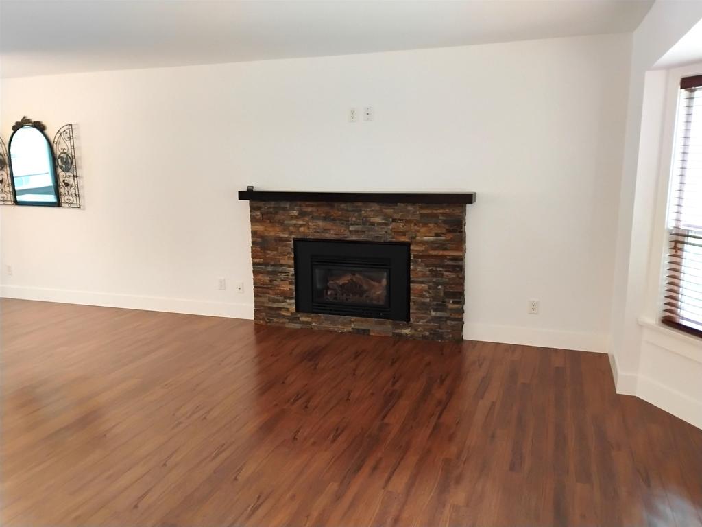 Listing Image for R3083458