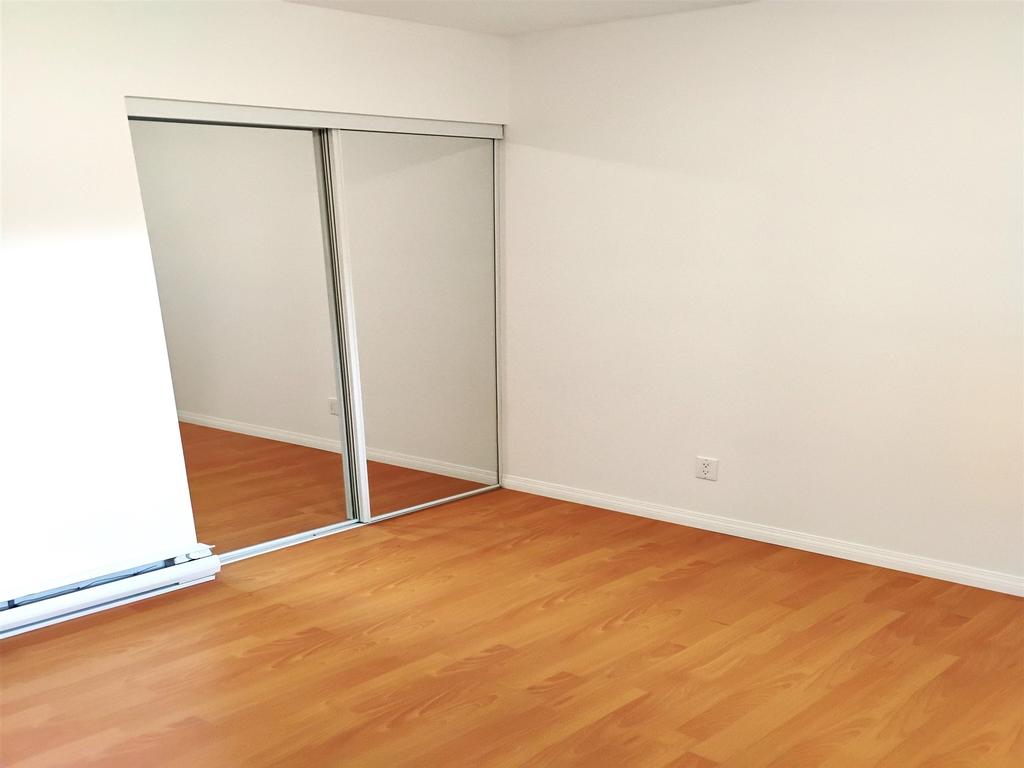 Listing Image for R3083458