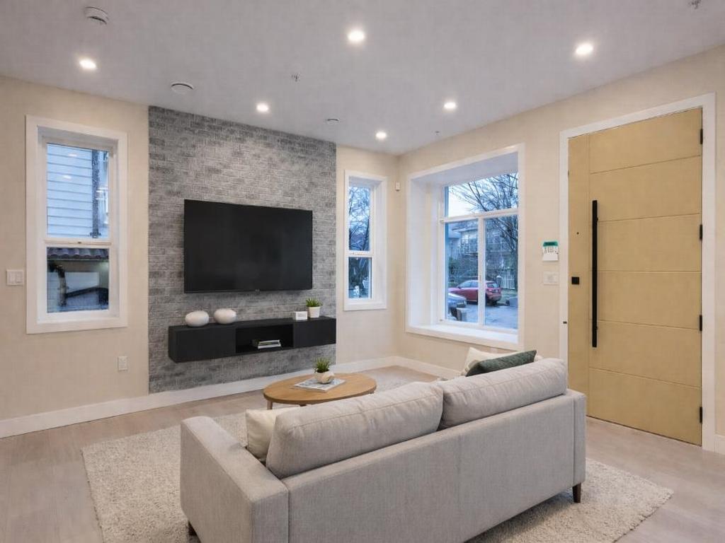 Listing Image for R3083470