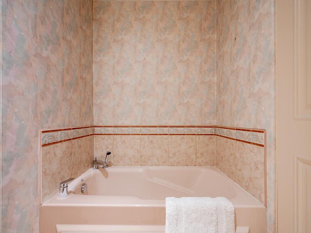 Listing Image for R3083504