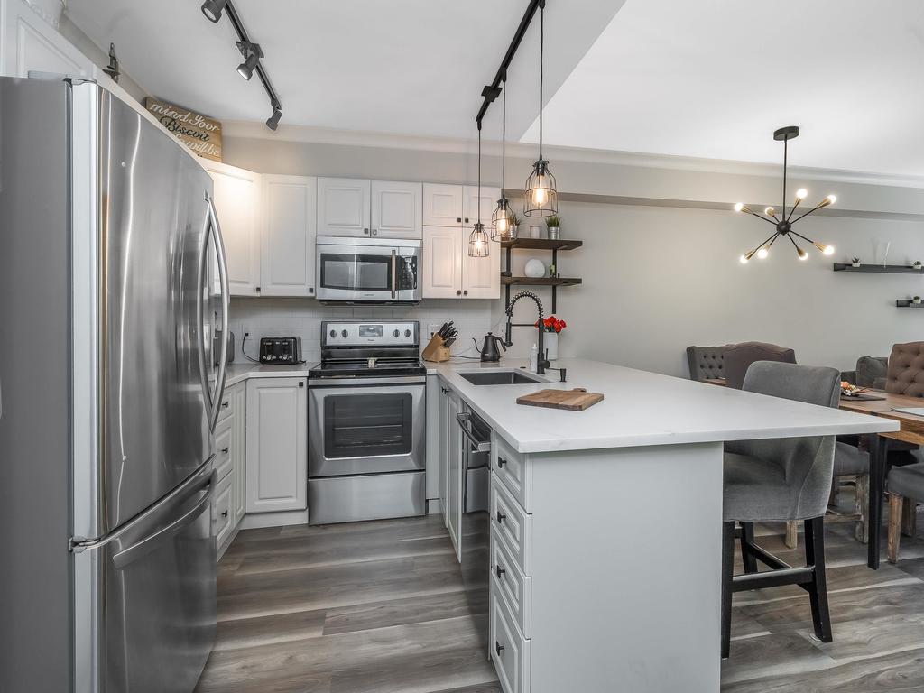 Listing Image for R3083520