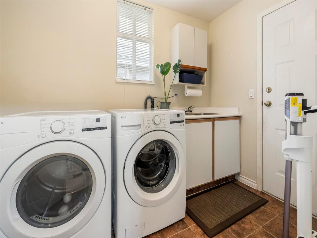 Listing Image for R3083556