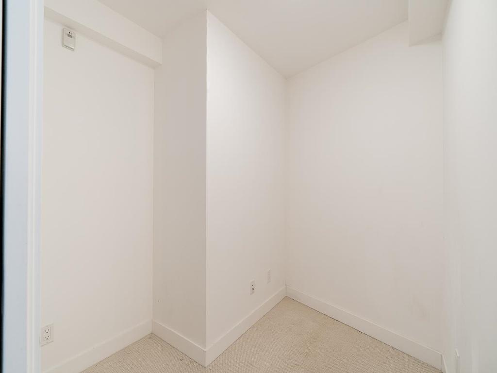 Listing Image for R3083582