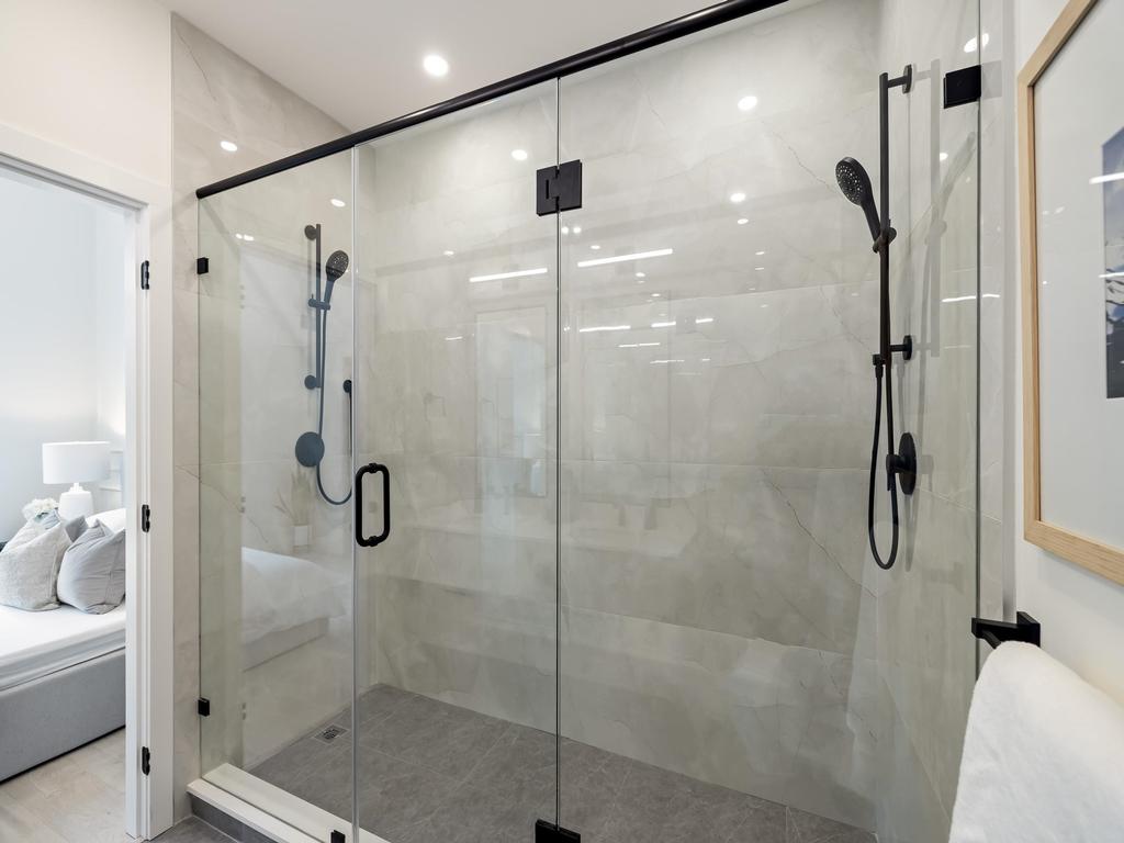 Listing Image for R3083598