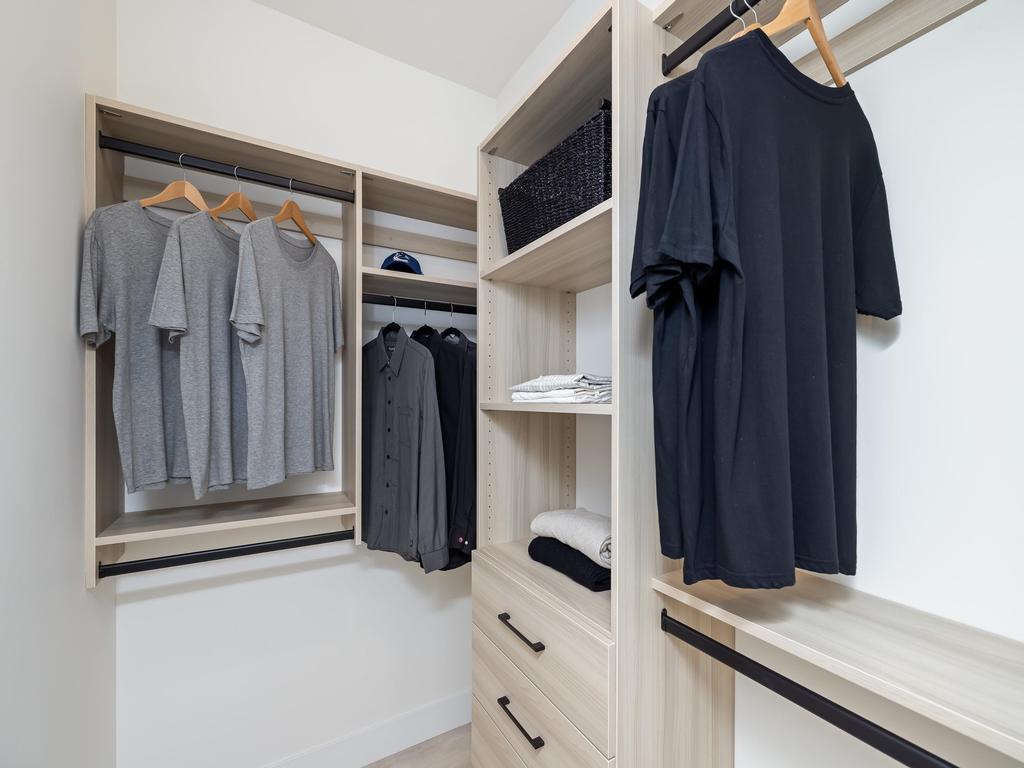 Listing Image for R3083598