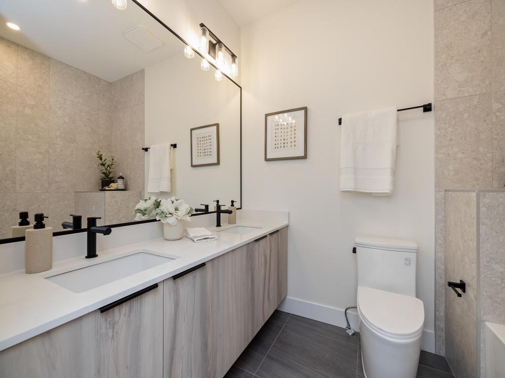 Listing Image for R3083598