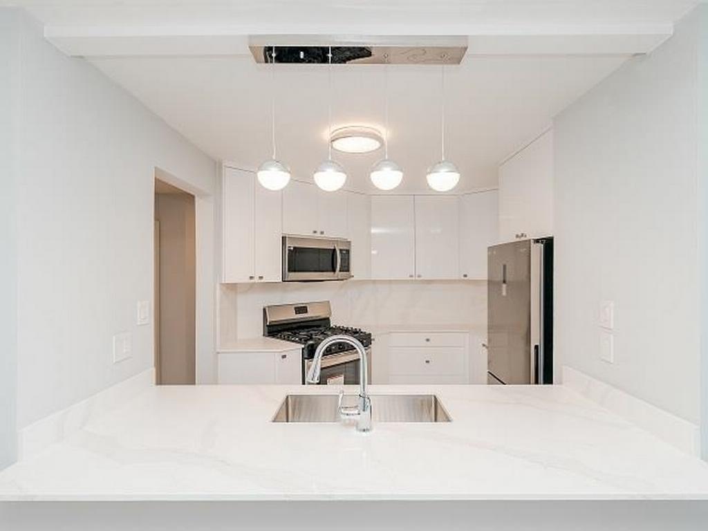 Listing Image for R3083612