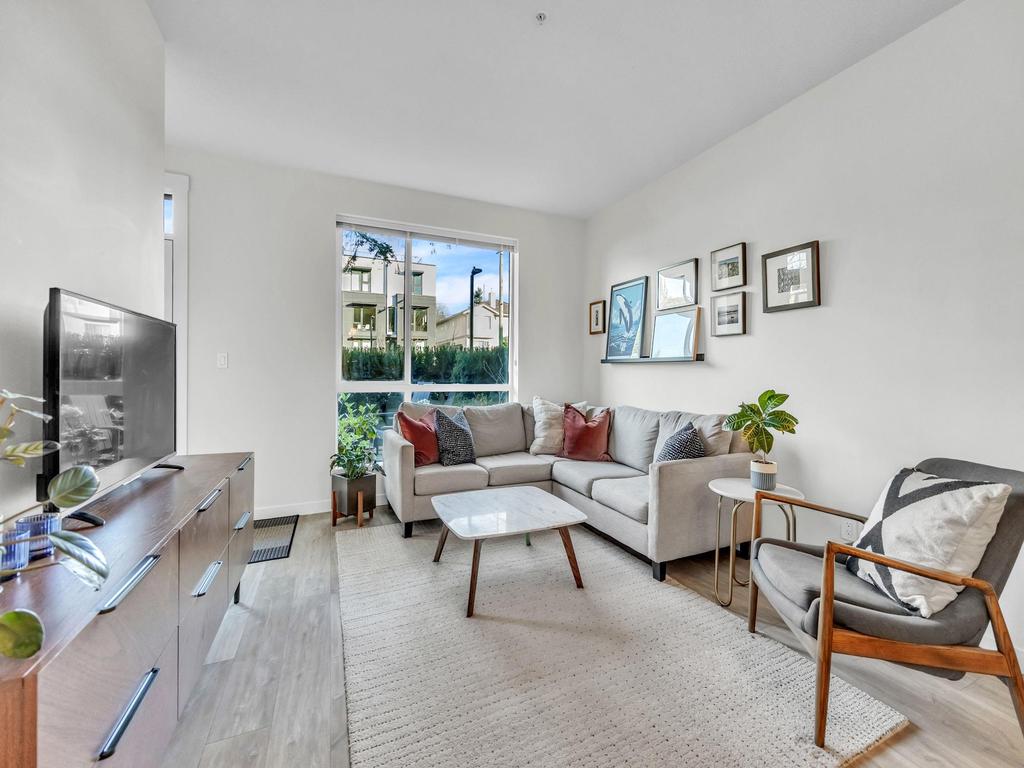 Listing Image for R3083634