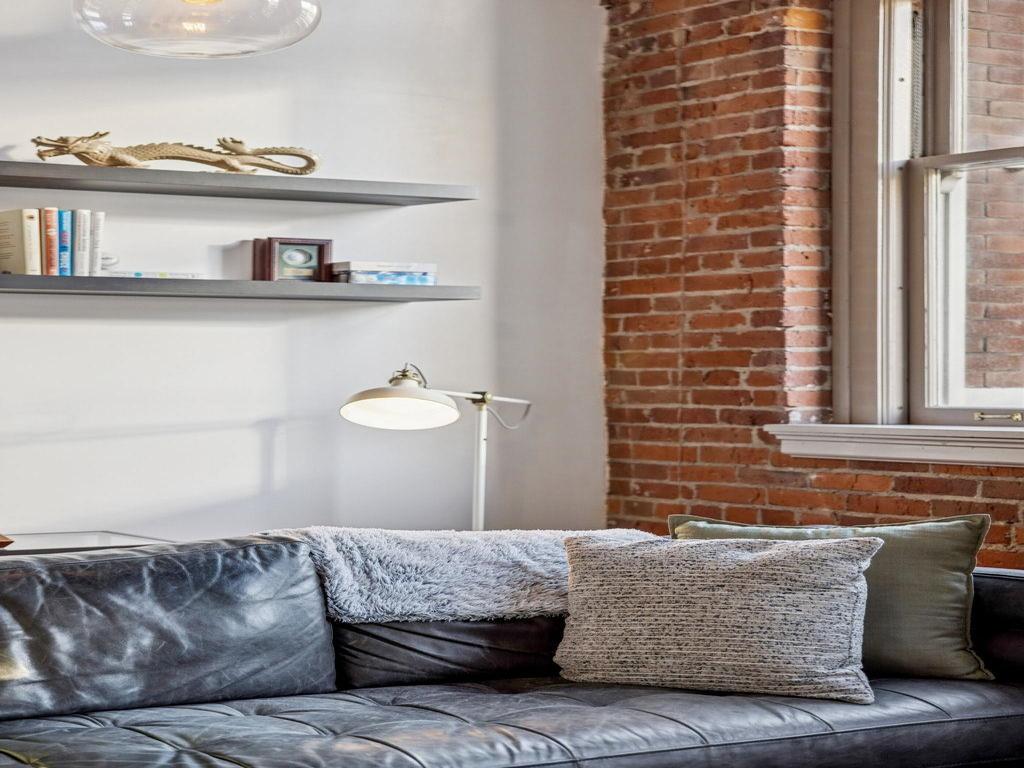 Listing Image for R3083635