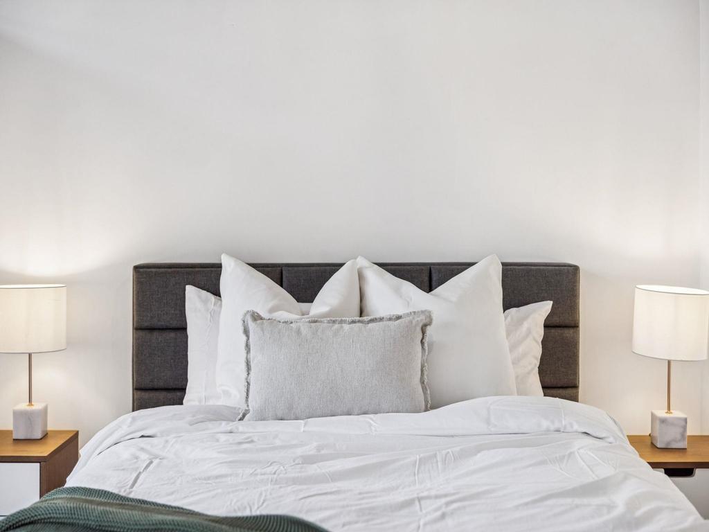 Listing Image for R3083635