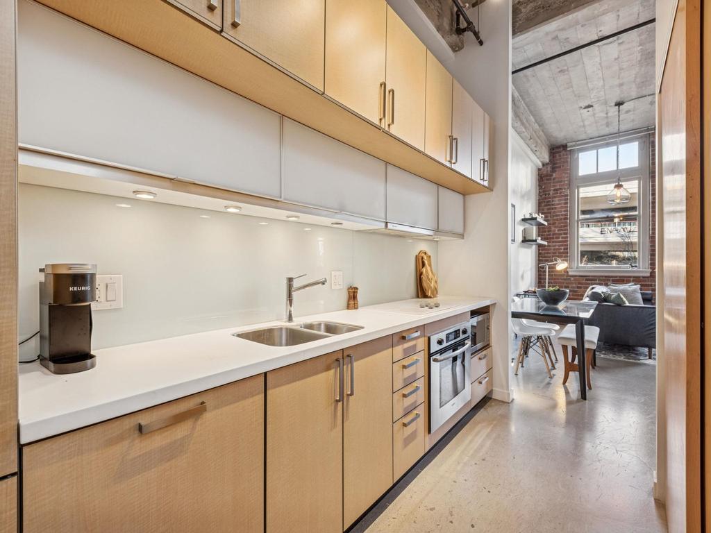 Listing Image for R3083635