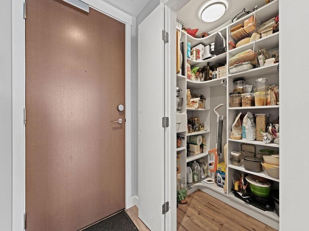 Listing Image for R3083642