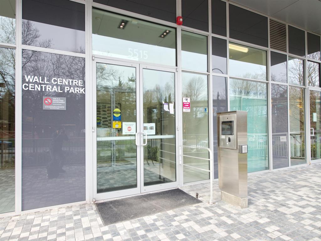 Listing Image for R3083694