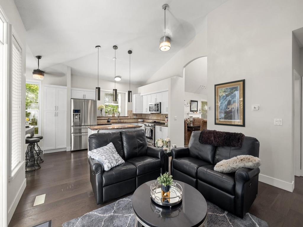 Listing Image for R3083785