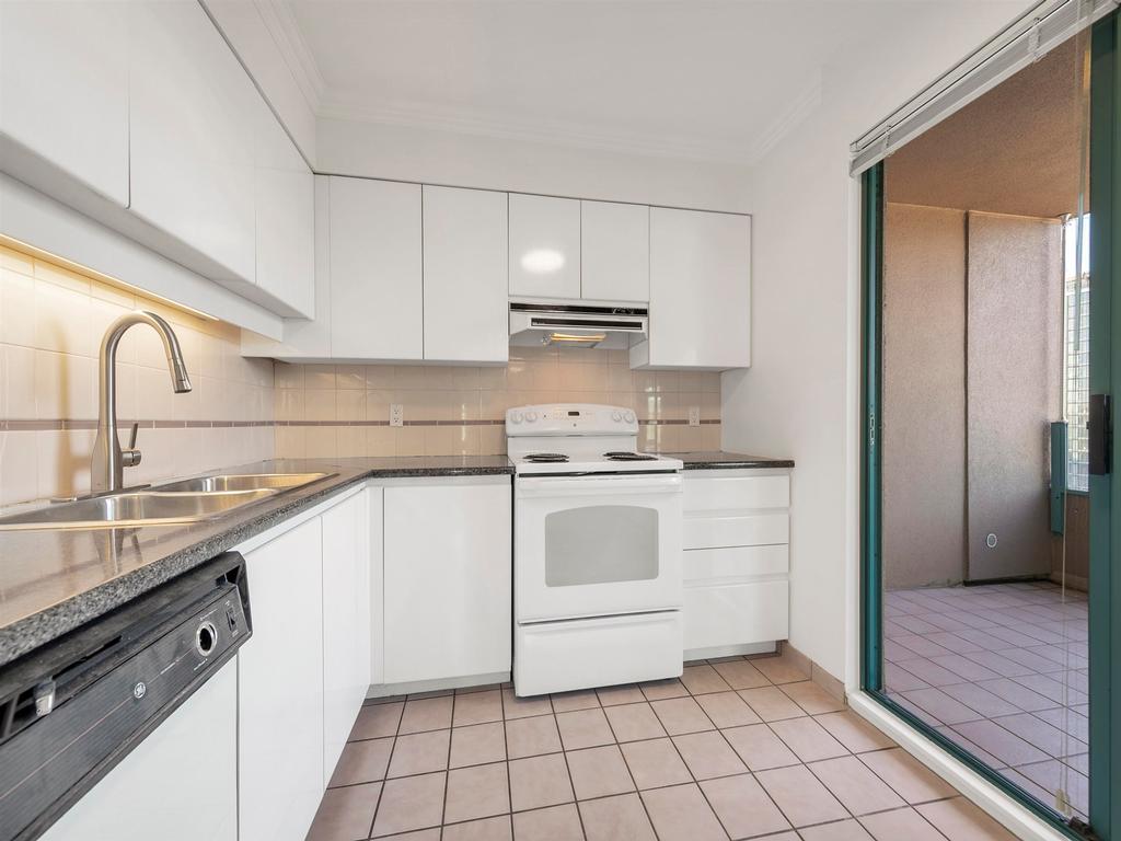 Listing Image for R3083796