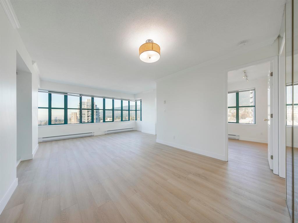 Listing Image for R3083796