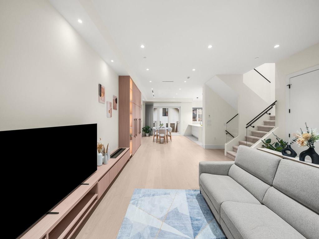 Listing Image for R3083802