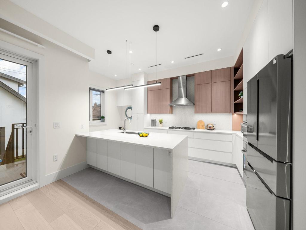 Listing Image for R3083802