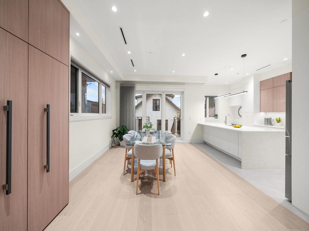 Listing Image for R3083802