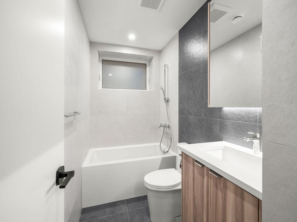 Listing Image for R3083802