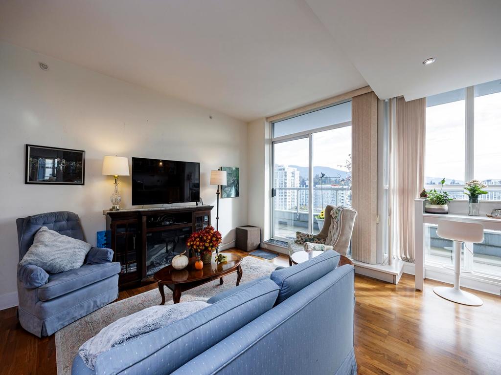 Listing Image for R3083822