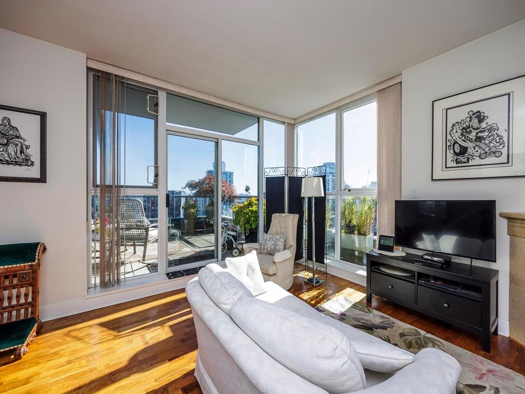 Listing Image for R3083822