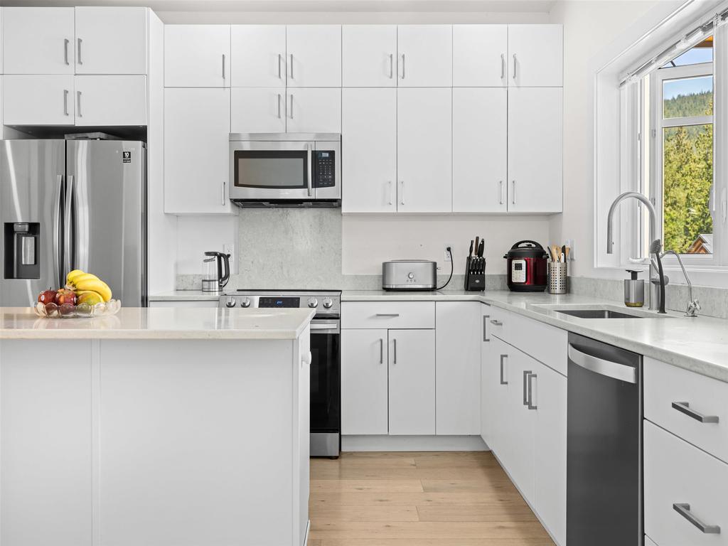 Listing Image for R3083825