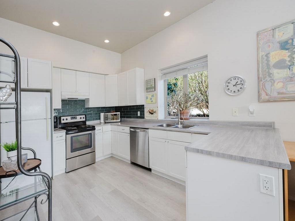 Listing Image for R3083950