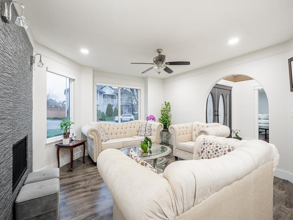 Listing Image for R3083955