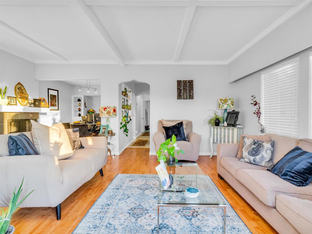 Listing Image for R3083959