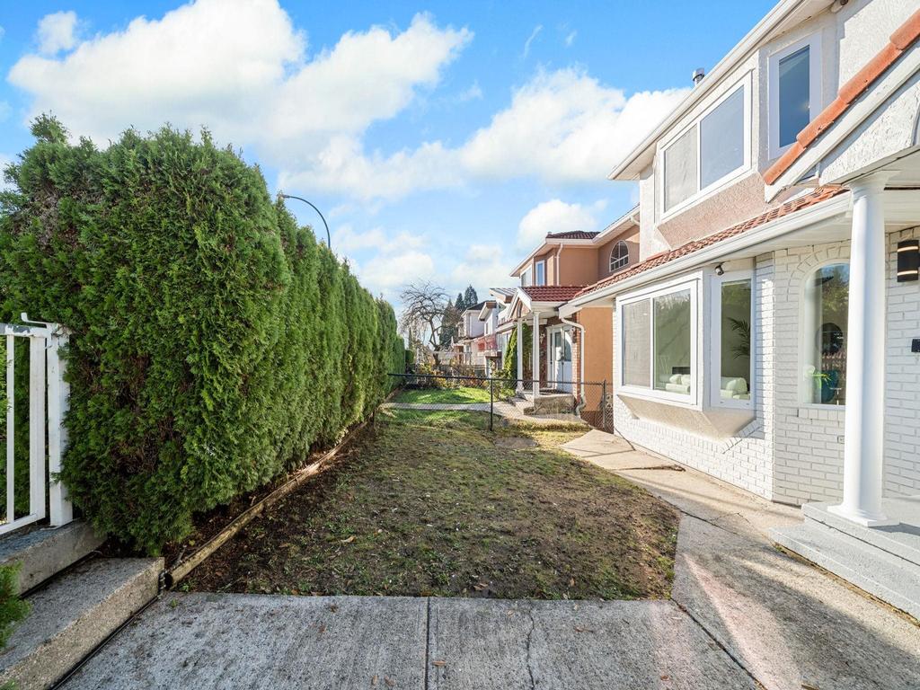 Listing Image for R3083972