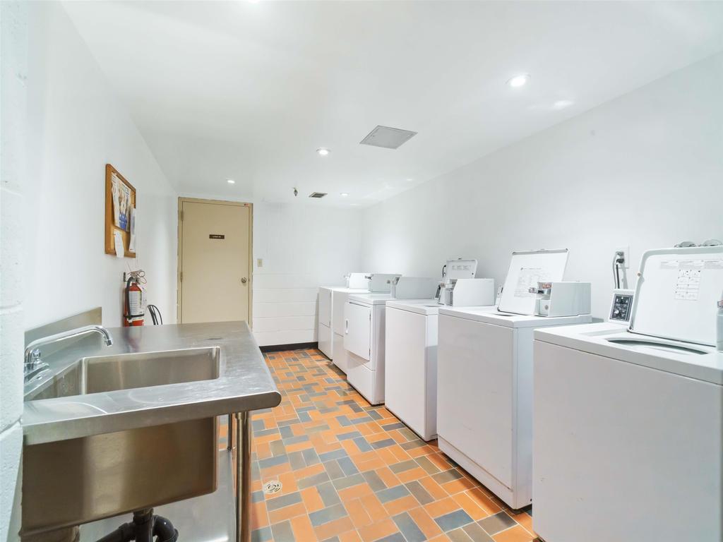 Listing Image for R3083990