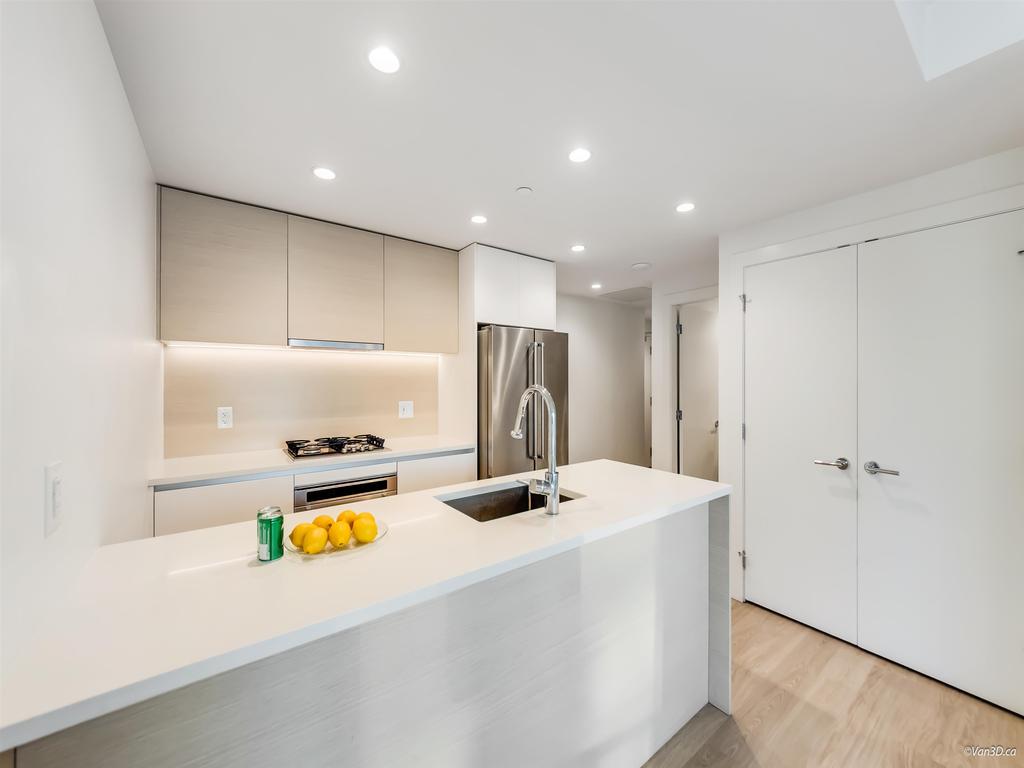 Listing Image for R3083994