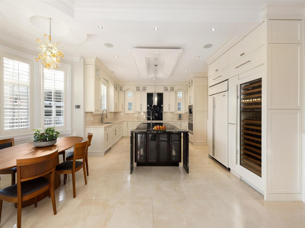 Listing Image for R3084003