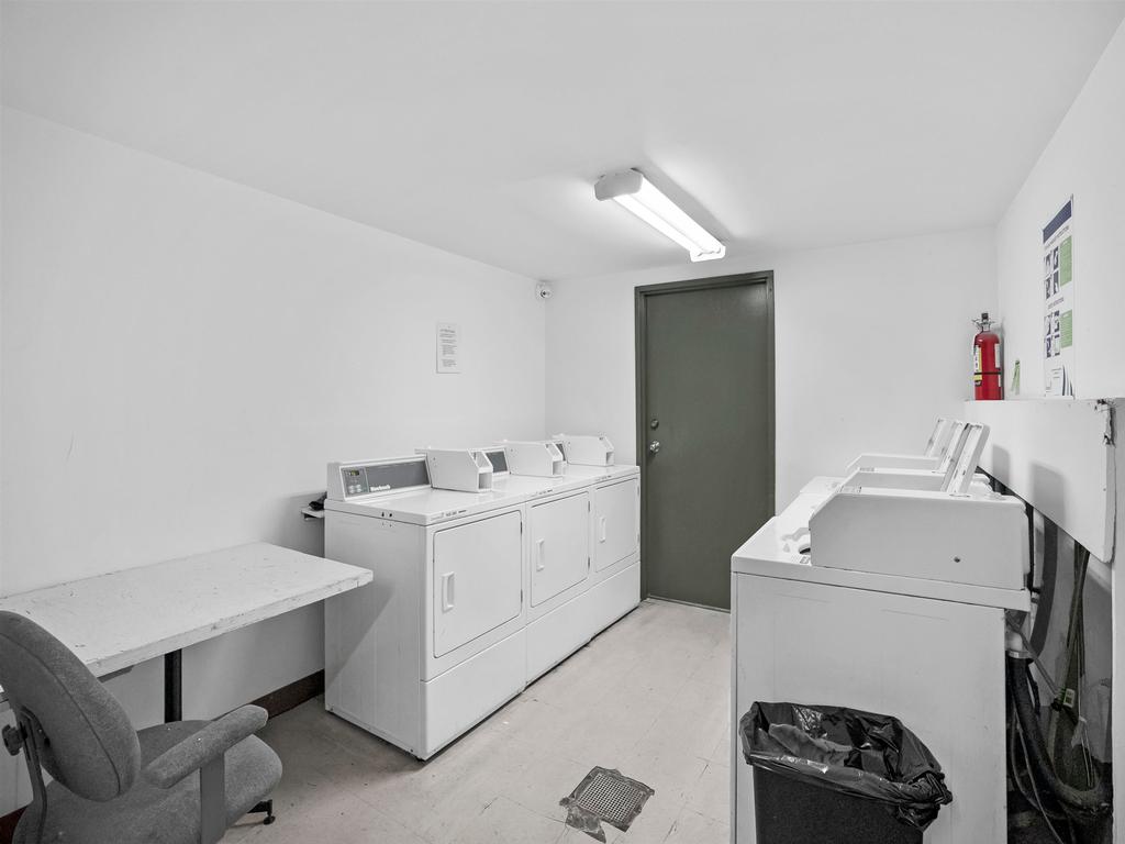 Listing Image for R3084006