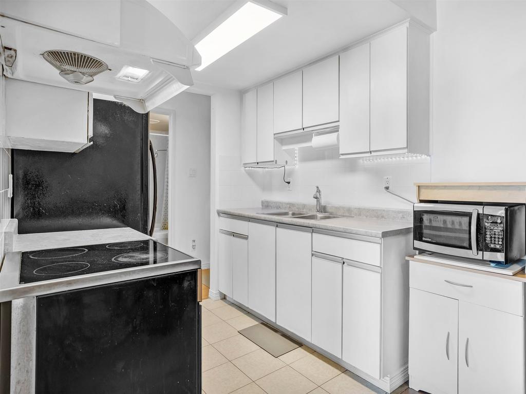 Listing Image for R3084006