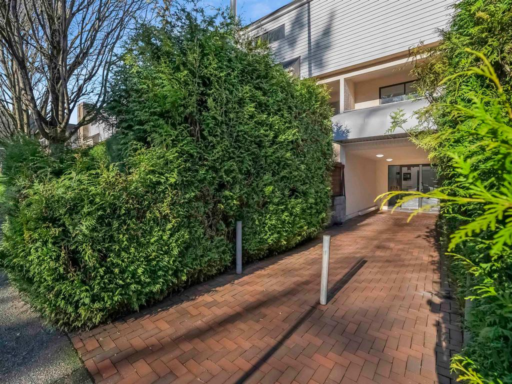 Listing Image for R3084006