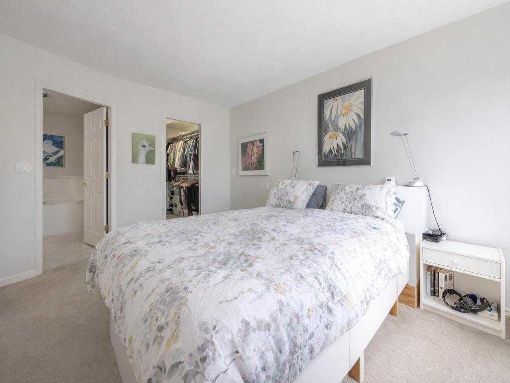 Listing Image for R3084012