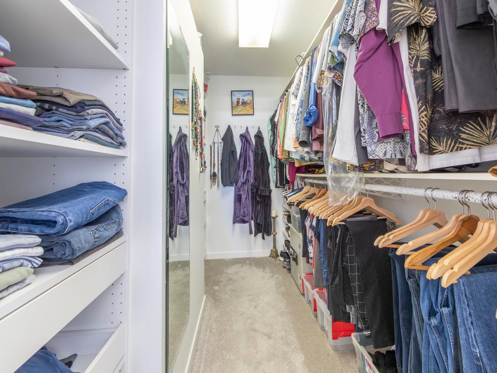 Listing Image for R3084012