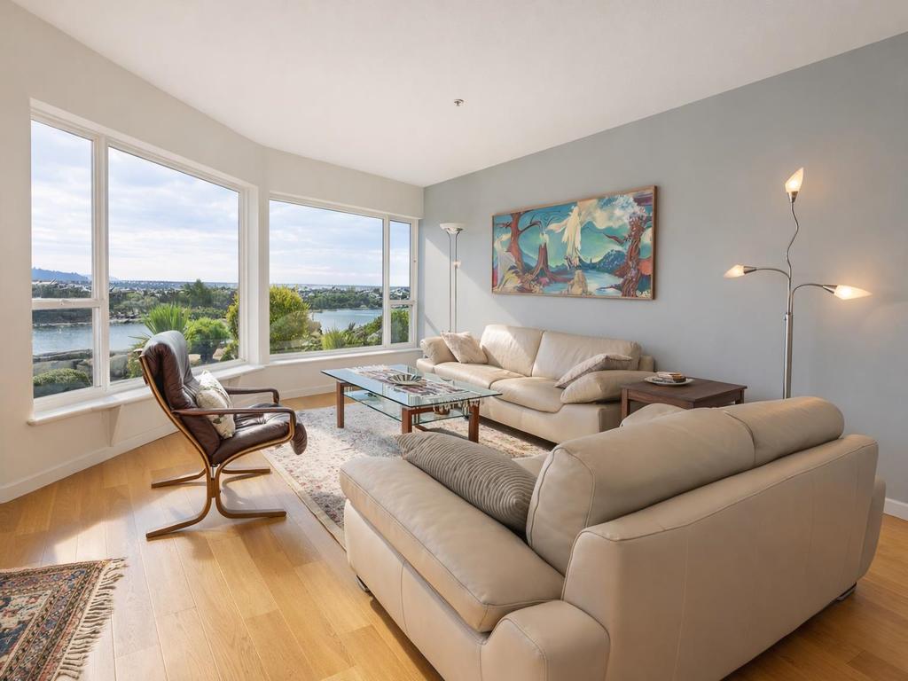 Listing Image for R3084012