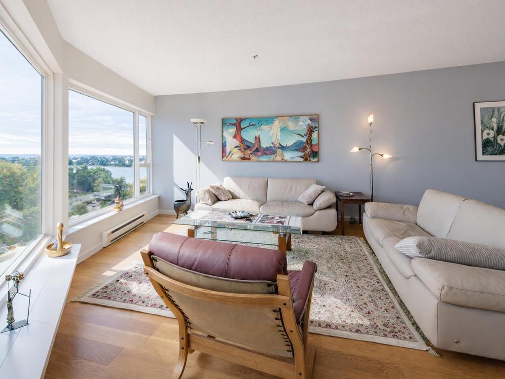 Listing Image for R3084012